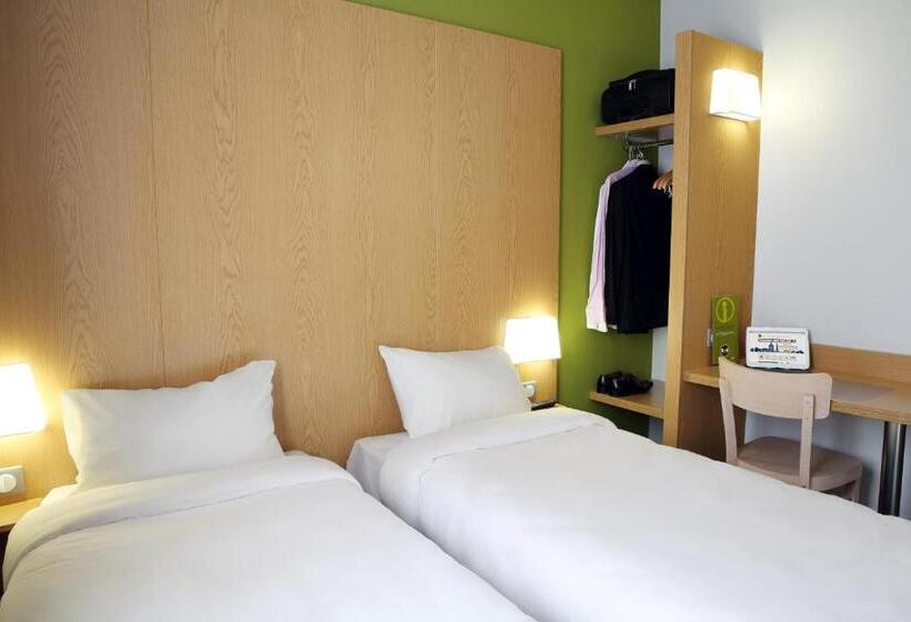 Номер Стандарт, B&b Hotel Maubeuge Louvroil