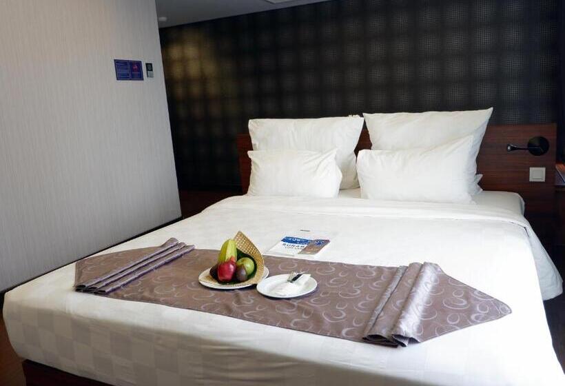 标准间, Crown Prince Hotel Surabaya Managed By Midtown Indonesia