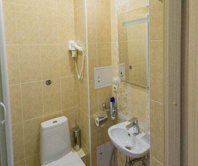 标准间, Rus