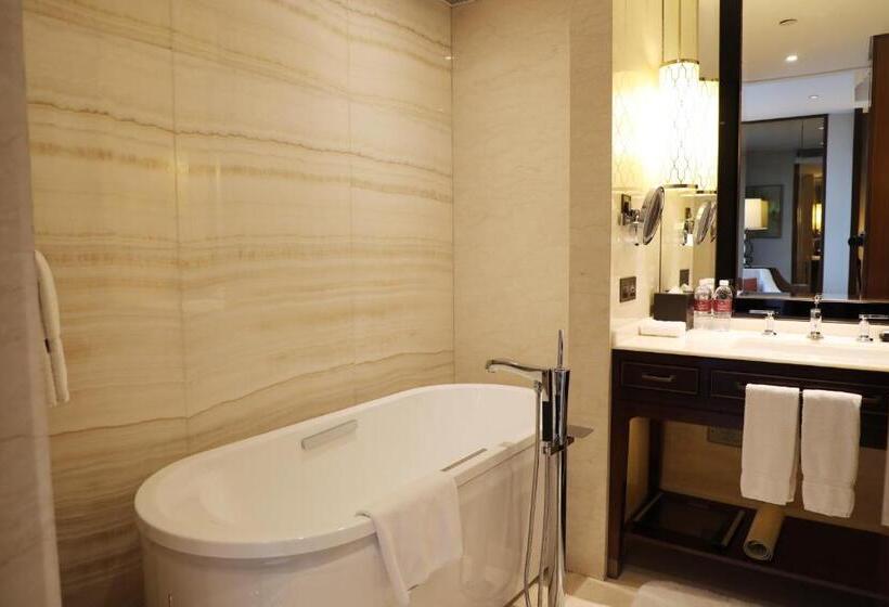 اتاق کلاب, Sheraton Shanghai Jiading