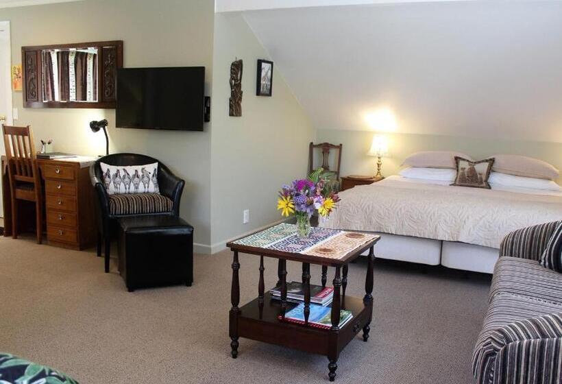 Апартаменты Deluxe 1 Спальня, Annick House Bed And Breakfast
