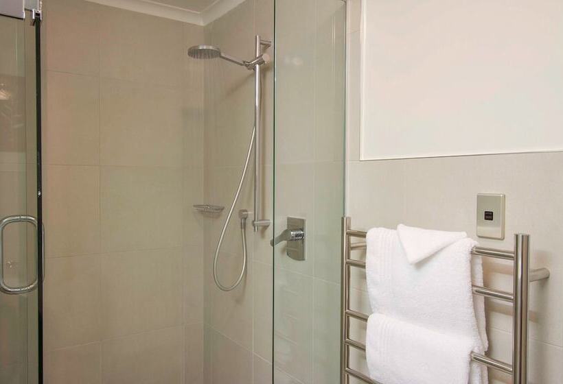 Апартаменты Deluxe 2 Спальни Вид на Море, Belle Mer Beach Front Apartments