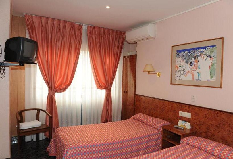 Номер Стандарт, Hostal Venecia