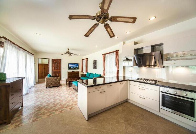 3 베드룸 디럭스 빌라, Idyllic Samui Beach Villa Resort