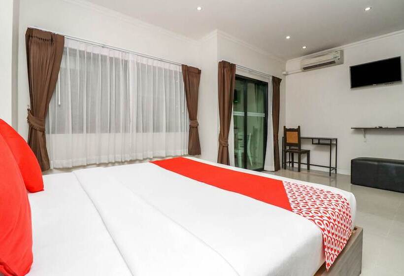Deluxe Szoba, Natural Beach Hotel Pattaya