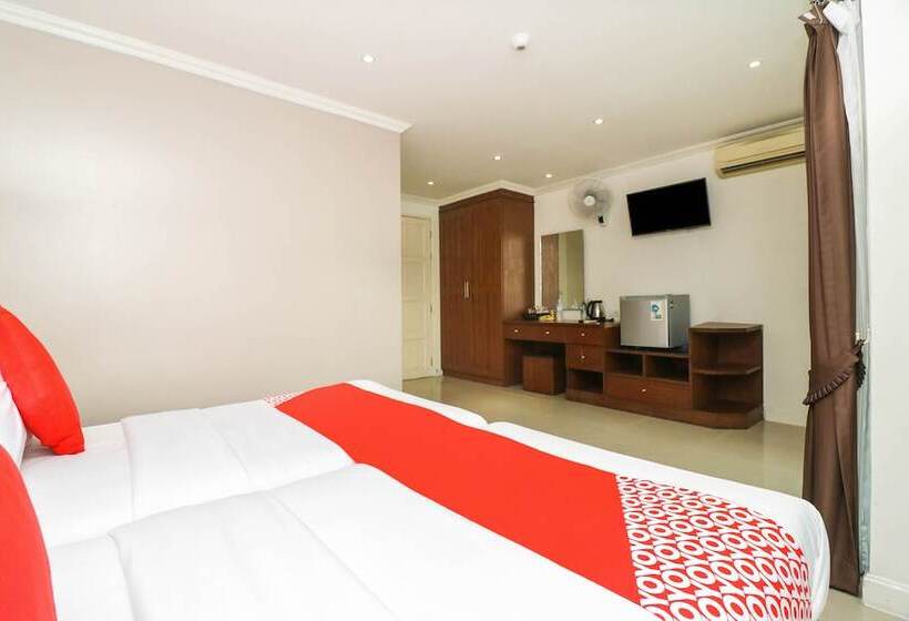 Superior Szoba, Natural Beach Hotel Pattaya