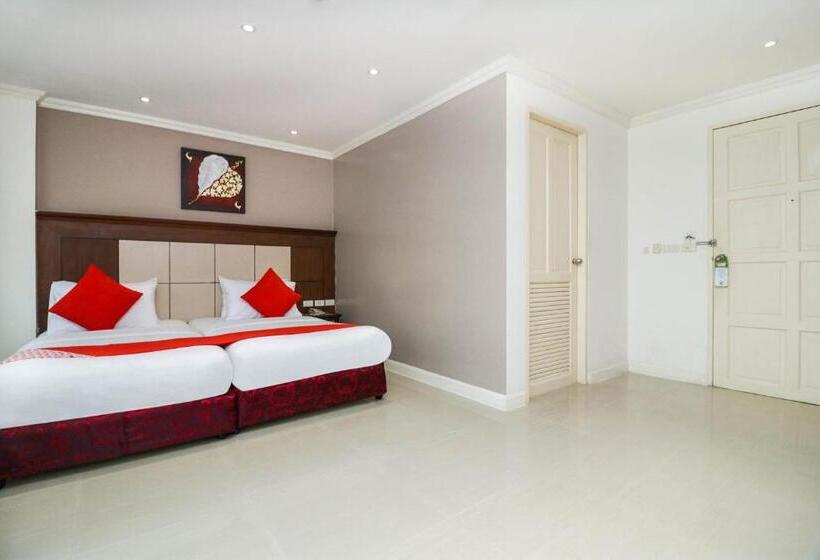 Superior Szoba, Natural Beach Hotel Pattaya