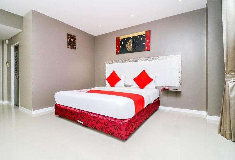 Deluxe Szoba, Natural Beach Hotel Pattaya