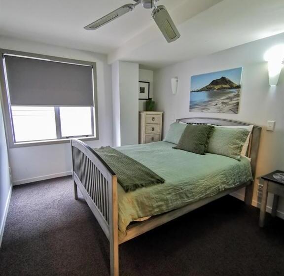 آپارتمان 1 خوابه همکف, The Anchorage Apartments