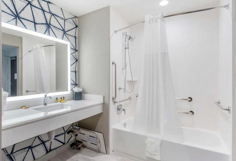 سوئیت برای معلولان, Best Western Plus Winter Haven Inn & Suites