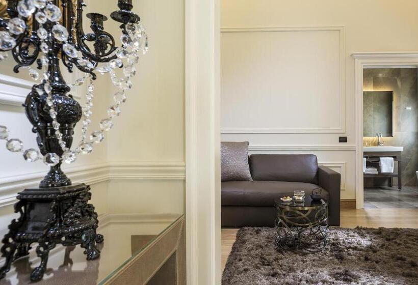 جناح ديلوكس, 3 Sixty Hotel & Suites