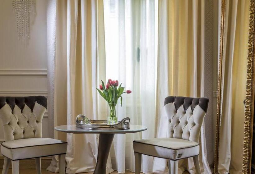 جناح ديلوكس, 3 Sixty Hotel & Suites