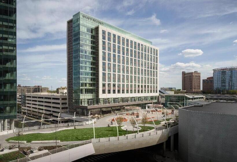 Номер Deluxe Кровать Кинг, Hyatt Regency Tysons Corner Center