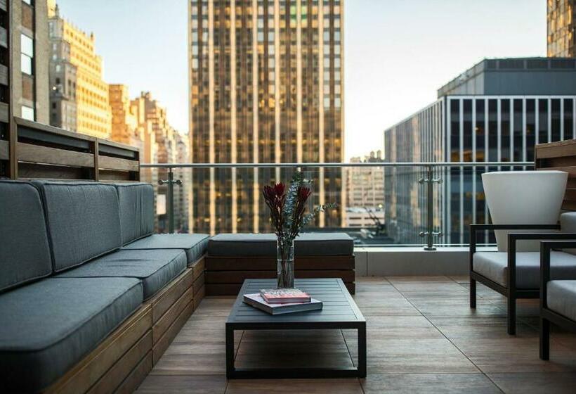 标准间带双人床, Renaissance New York Midtown