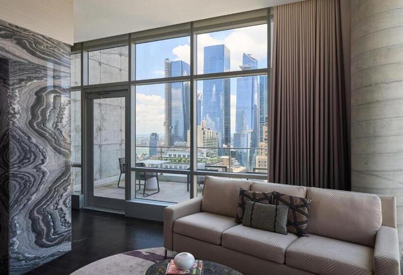 带阳台套房, Renaissance New York Midtown