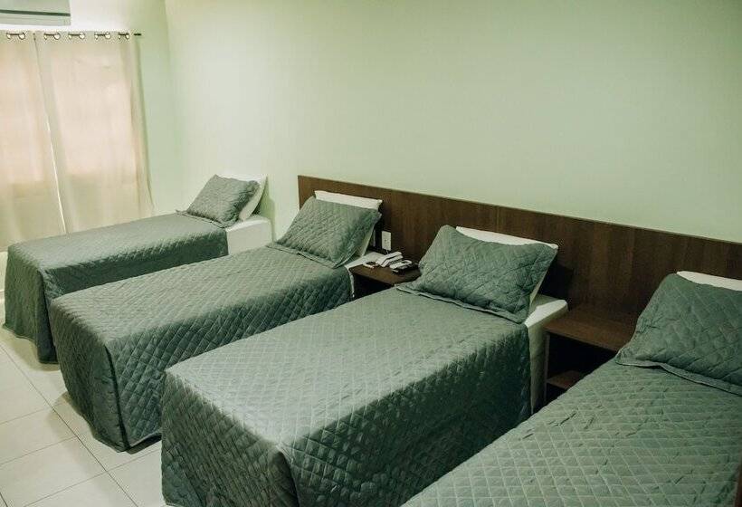 4인용 스탠다드 룸, Trindade Plaza