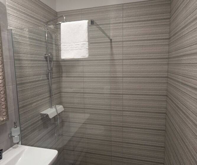 اتاق لوکس, Center Luxury Rooms 3