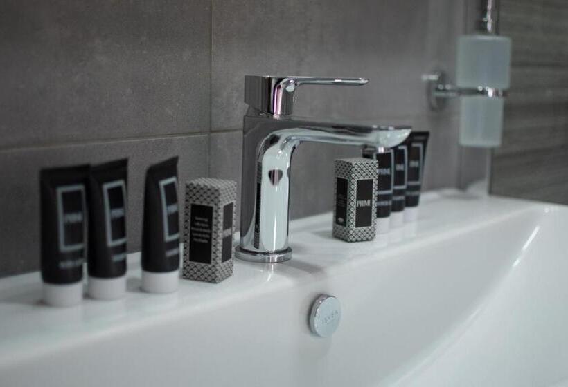 اتاق لوکس, Center Luxury Rooms 3
