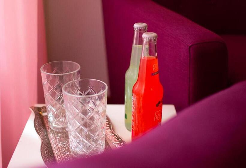 اتاق لوکس, Center Luxury Rooms 3