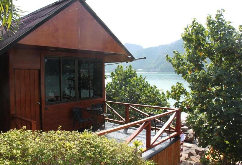 Бунгало Deluxe, The Cobble Beach Hotel  Phi Phi Island