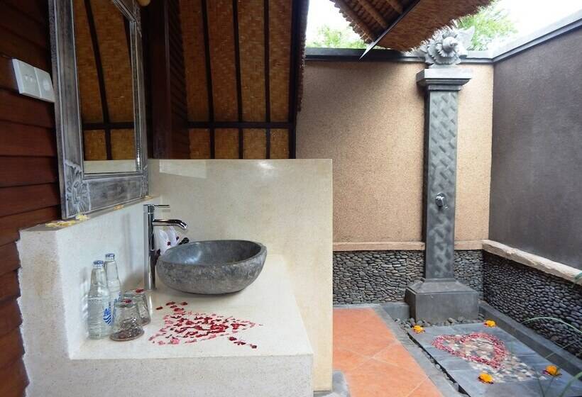 스위트, Kinaara Resort & Spa