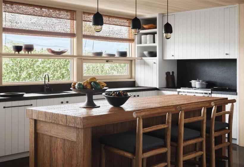 Апартаменты 4 Спальни, Kona Village A Rosewood Resort