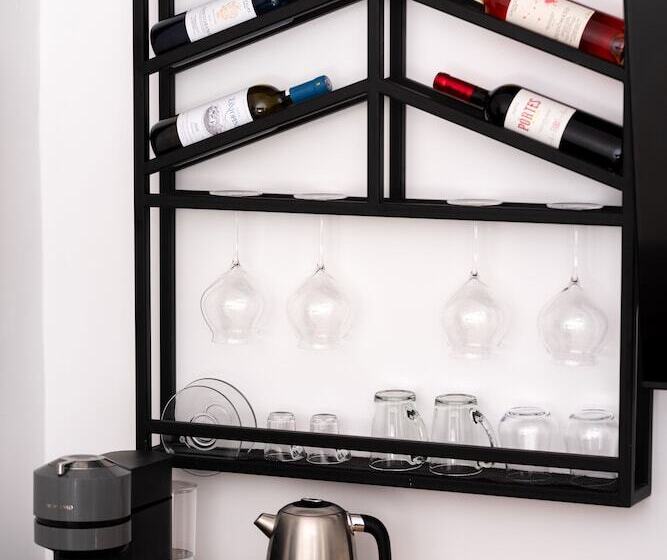 자쿠지 스위트, Saint Sin Suites  Adults Only