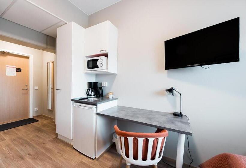 Номер Стандарт, Forenom Aparthotel Espoo Leppävaara