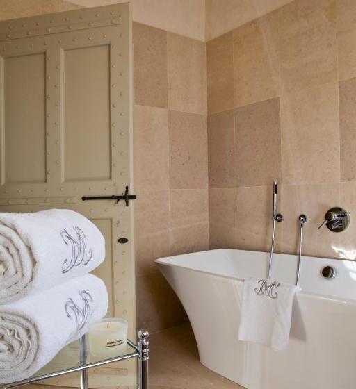 Номер Superior, La Maison D'uzès Relais & Châteaux