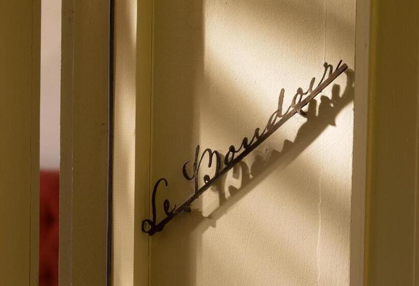 Полулюкс, La Maison D'uzès Relais & Châteaux
