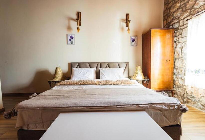 オーシャンビューデラックスルーム, Lavantali Konak  Taşev Otel Ve Restoran
