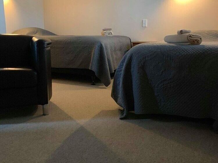 Номер Стандарт, Waiouru Welcome Inn