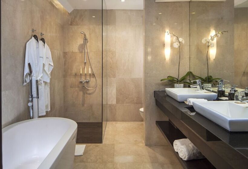 سوییت با چشم‌انداز باغ, Montigo Resorts Seminyak