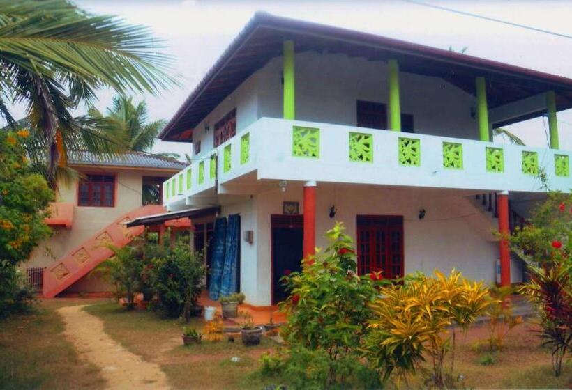 Номер Deluxe Вид на Море с Балконом, Beach Lagoon Guesthouse