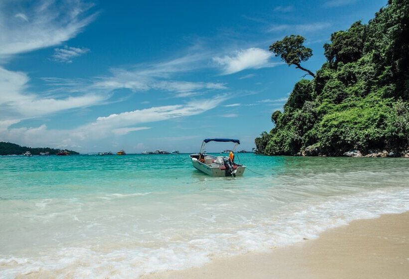 Номер Deluxe, Phi Phi Cliff Beach Resort