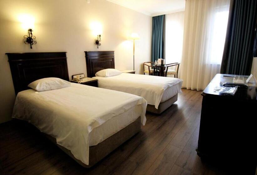 Номер Стандарт, Montania Town Hotel Mudanya