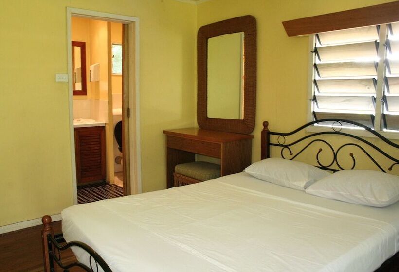 디럭스 룸, Ratu Kini Backpackers & Dive Resort