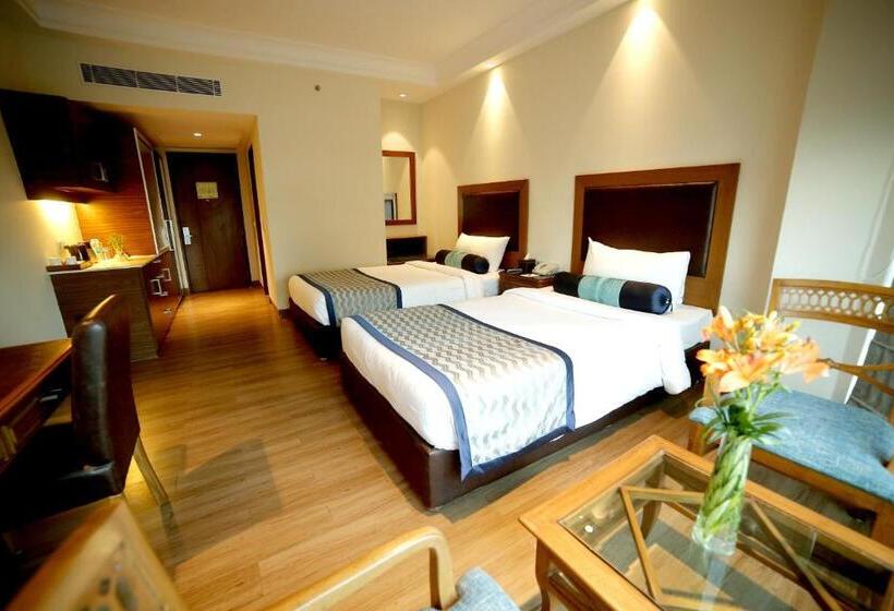 Номер Премиум, The Lalit Traveller Jaipur