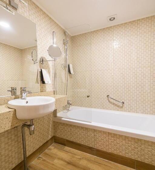Habitación Familiar, Wellton Riga Hotel & Spa