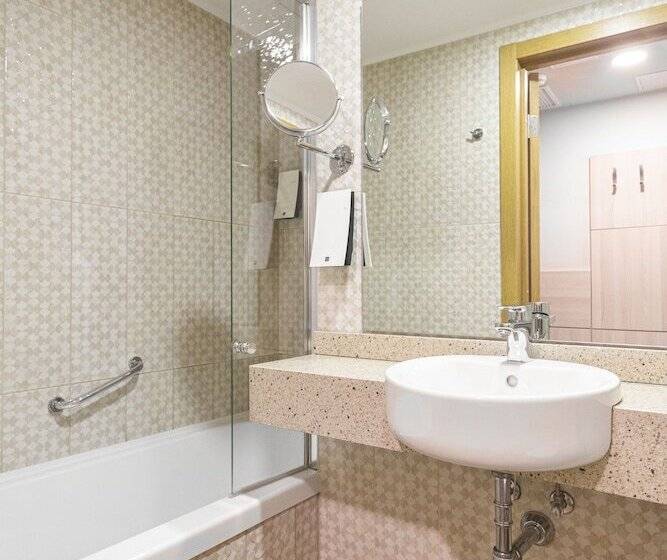 Habitación Estándar con acceso al Spa, Wellton Riga Hotel & Spa