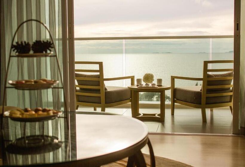 Люкс Executive Вид на Море, Mövenpick Siam Hotel Na Jomtien Pattaya