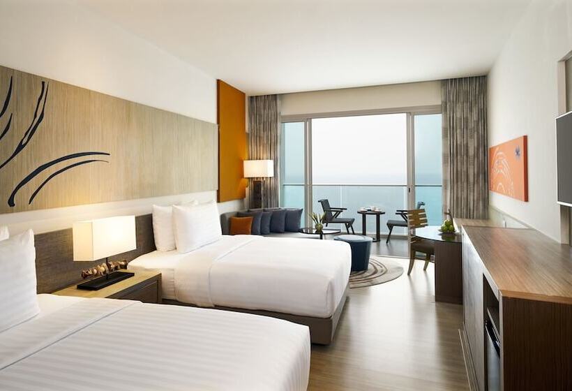 Номер Deluxe Вид на Море, Mövenpick Siam Hotel Na Jomtien Pattaya