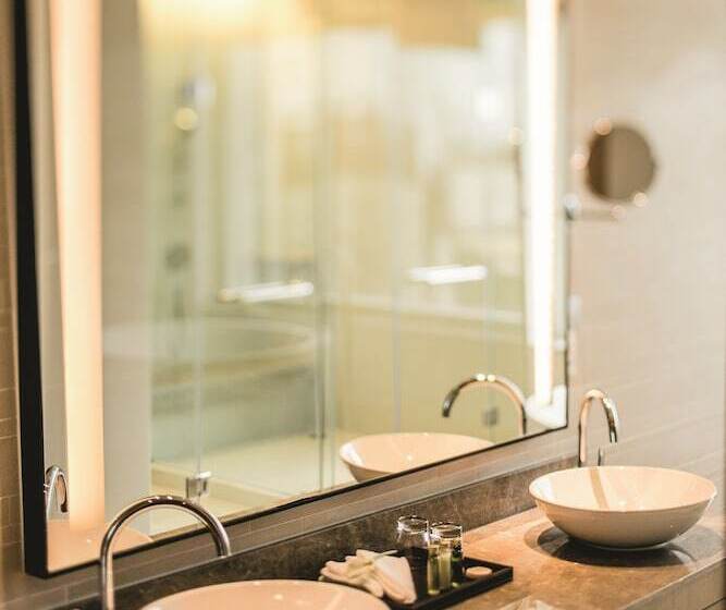 Люкс Executive Вид на Море, Mövenpick Siam Hotel Na Jomtien Pattaya