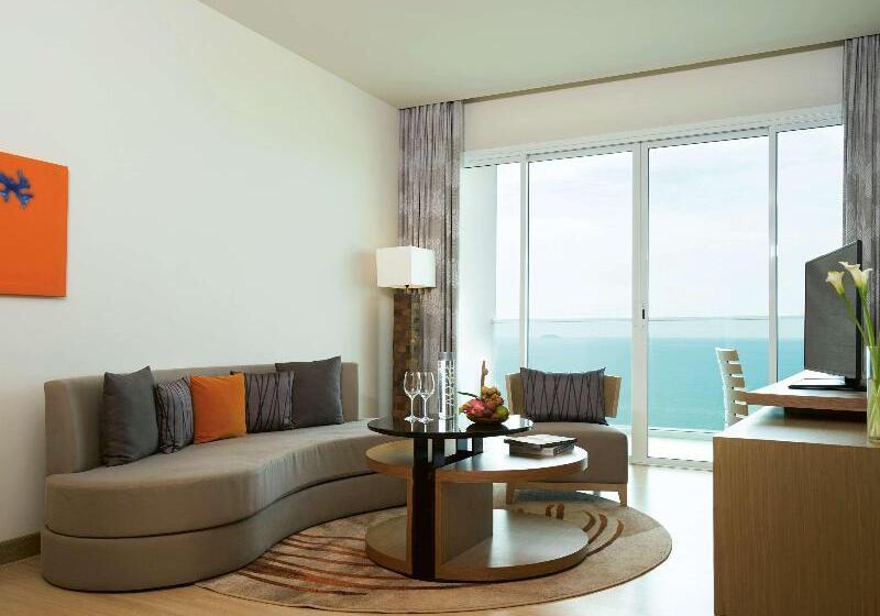 Люкс Executive Вид на Море, Mövenpick Siam Hotel Na Jomtien Pattaya