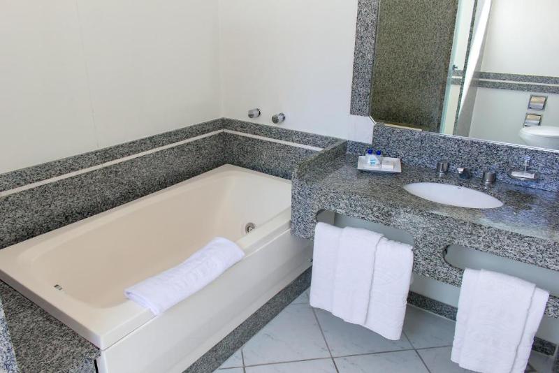 سوئیت با وان آب گرم, Riale Imperial Flamengo