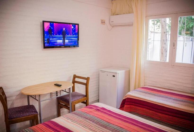 اتاق استاندارد سه نفره, Roosevelt