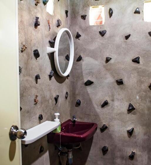 Четырехместный Номер Стандарт с Балконом, Bb Dorm Koh Kood