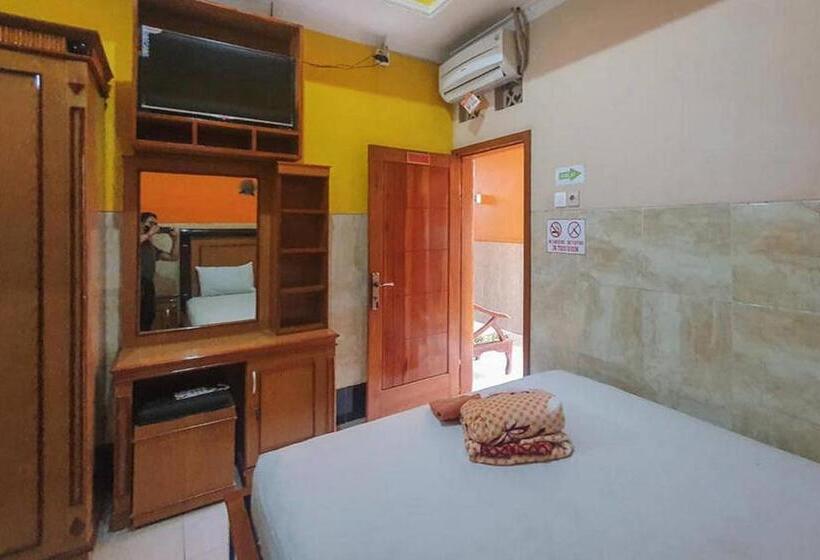 اتاق اکونومی, Homestay Gayatri Sawojajar Near Univ Negeri Malang Kampus 2 Mitra Reddoorz