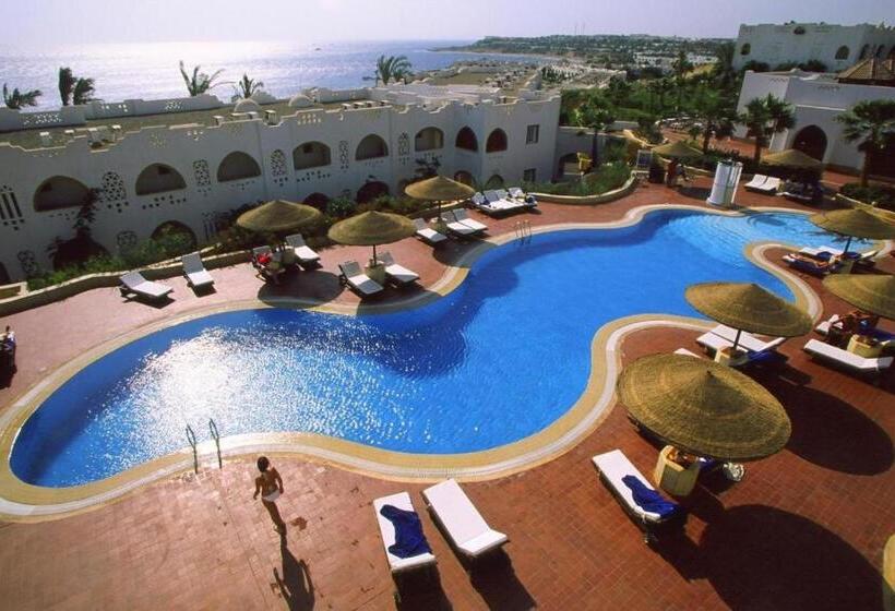 استودیوی استاندارد با چشم‌انداز دریا, Domina Coral Bay Private Studios
