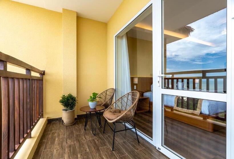اتاق سوپریور با چشم‌انداز دریا, Aroma Beach Resort And Spa